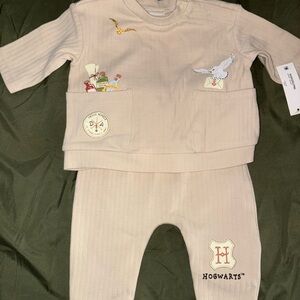 Hogwarts Baby Two-Piece Set in Light Beige